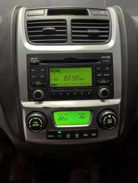 Kia Sportage ACTIVE* 2.0* ГАЗ-БЕНЗИН* 141к.с* КЛИМА* ПЕРФЕКТНА, снимка 7