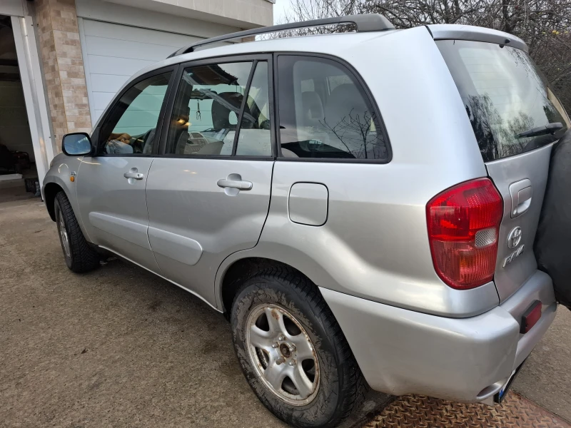 Toyota Rav4, снимка 4 - Автомобили и джипове - 49543746