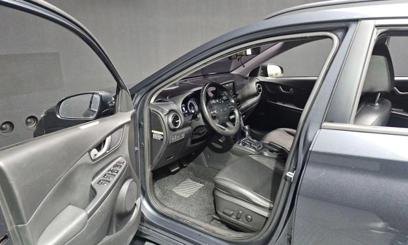 Hyundai Kona, снимка 9 - Автомобили и джипове - 51888562