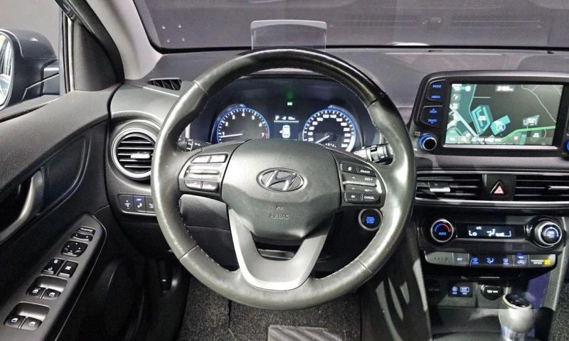 Hyundai Kona, снимка 12 - Автомобили и джипове - 51888562