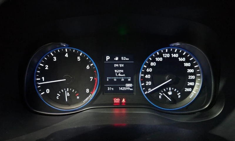 Hyundai Kona, снимка 7 - Автомобили и джипове - 51888562