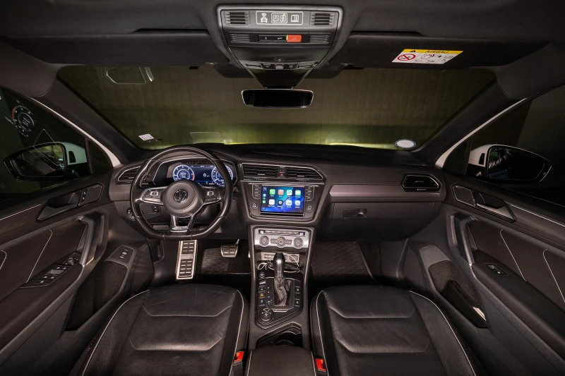 VW Tiguan 2.0TDI* R-line* 4MOTION* DSG* 360* ПАНОРАМА* ДИГИТ, снимка 9 - Автомобили и джипове - 53086080