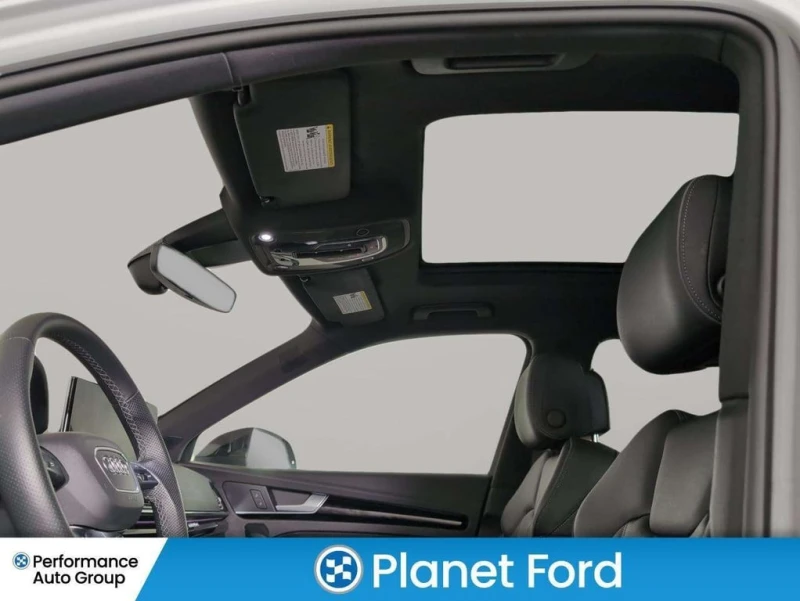 Audi Q5 * S Line quattro Technik * CARFAX * ЦЕНА ДО БГ, снимка 13 - Автомобили и джипове - 53286973