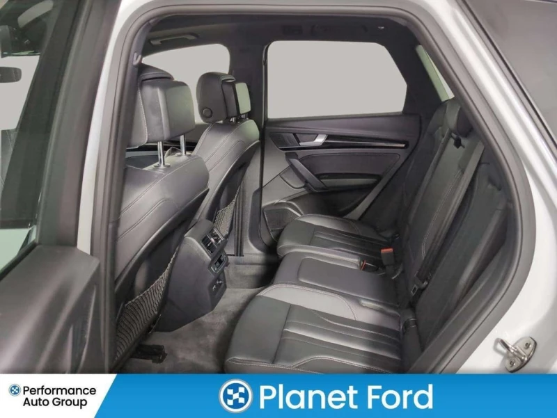 Audi Q5 * S Line quattro Technik * CARFAX * ЦЕНА ДО БГ, снимка 15 - Автомобили и джипове - 53286973