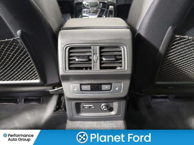 Audi Q5 * S Line quattro Technik * CARFAX * ЦЕНА ДО БГ, снимка 16 - Автомобили и джипове - 53286973