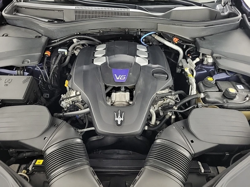 Maserati Levante * S GRANSPORT* * АвтоКредит* - 70199 лв. - 51454705 | Car24.bg
