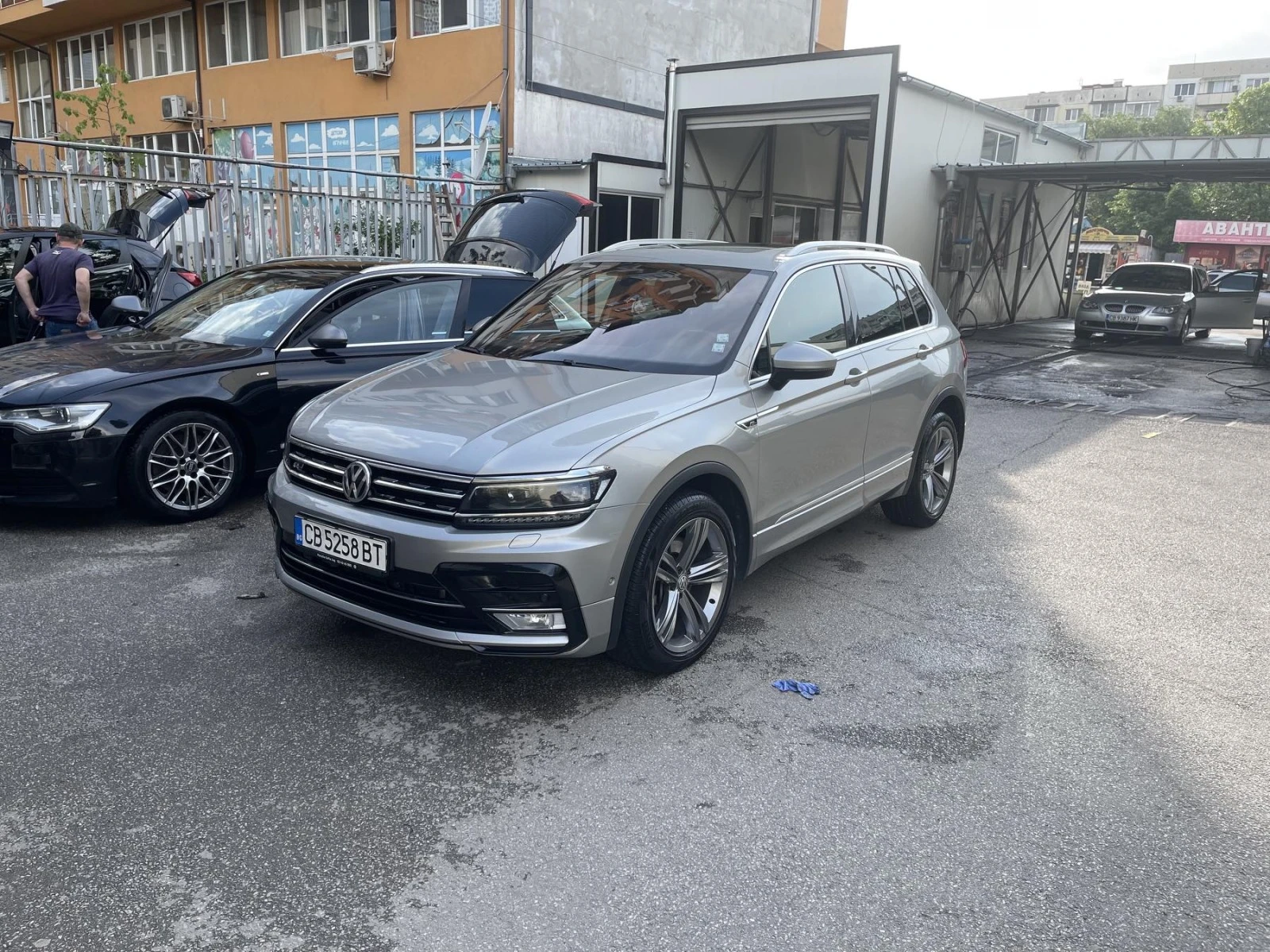 VW Tiguan NF Highline 2.0TDI DSG SCR BMT 4M R-Line - изображение 7