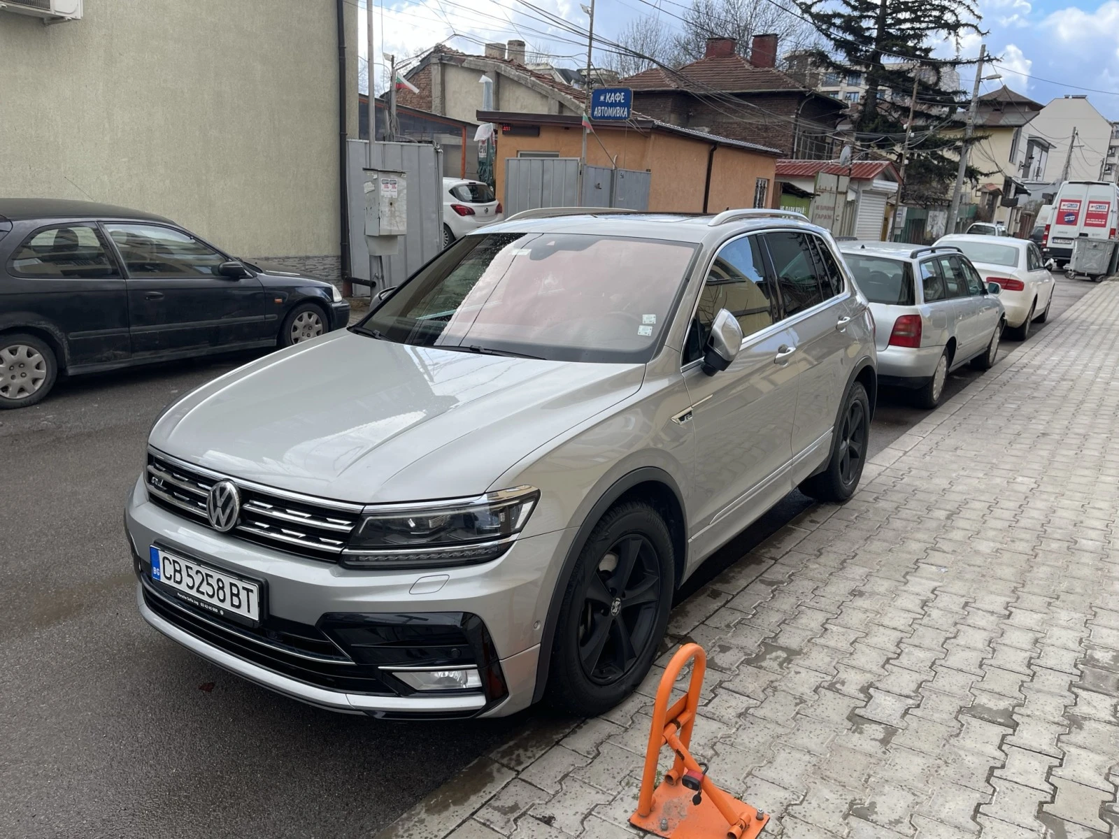 VW Tiguan NF Highline 2.0TDI DSG SCR BMT 4M R-Line - изображение 2