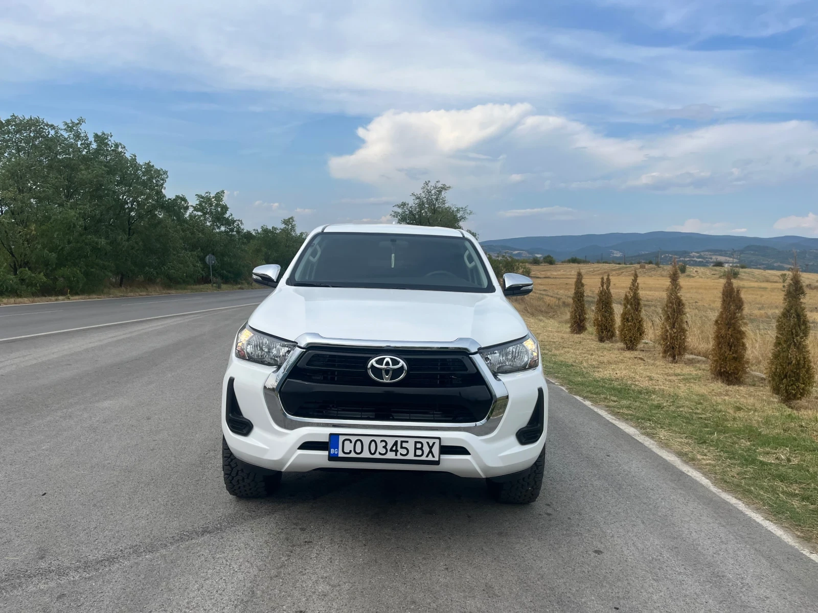 Toyota Hilux  - изображение 2