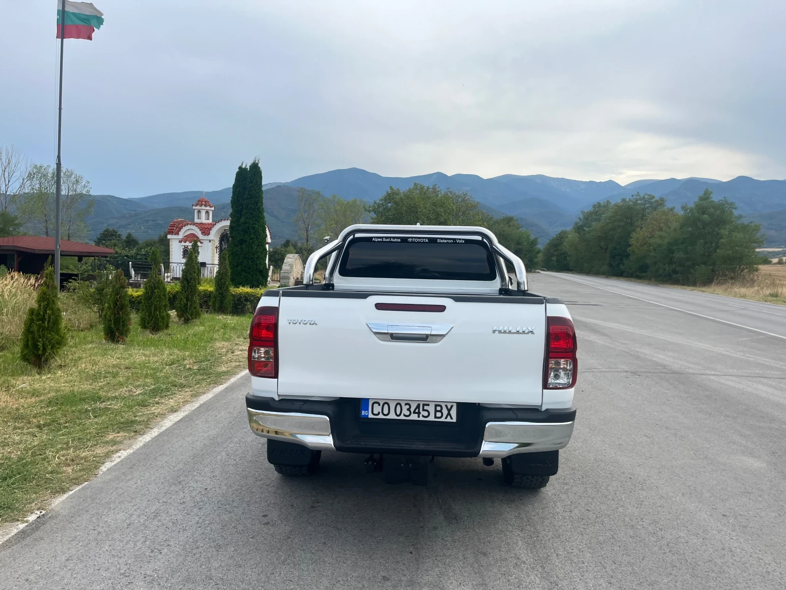 Toyota Hilux  - изображение 5