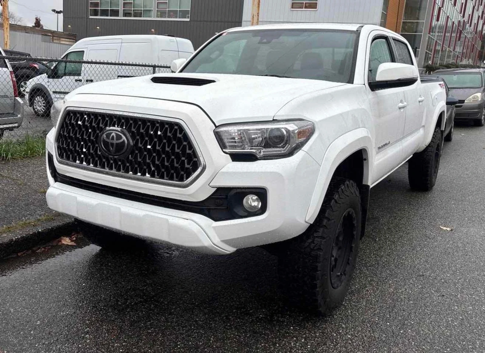 Toyota Tacoma TRD Sport 4x4 Double Cab V6 CARFAX    | Mobile.bg   1