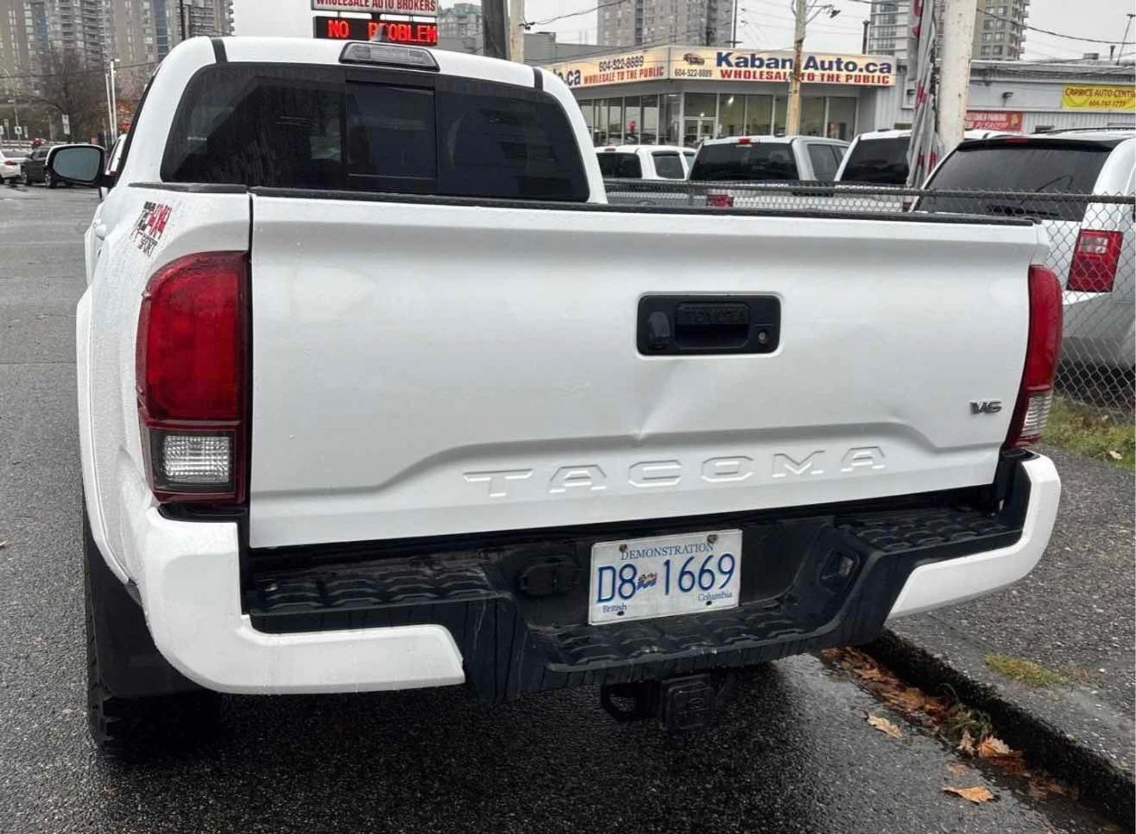 Toyota Tacoma TRD Sport 4x4 Double Cab V6 CARFAX АВТО КРЕДИТ  - изображение 5