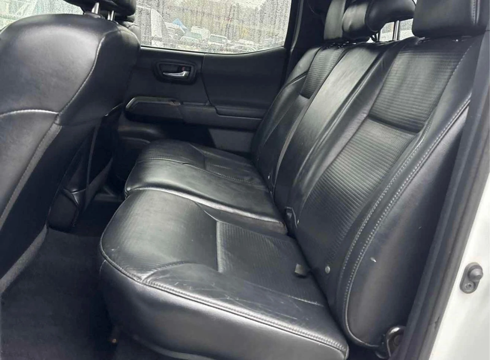 Toyota Tacoma TRD Sport 4x4 Double Cab V6 CARFAX    | Mobile.bg   13