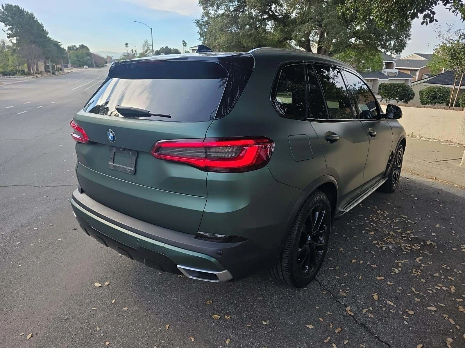 BMW X5 SATIN GREEN* HUD* PANORAMA* AMBIENT*  - изображение 3