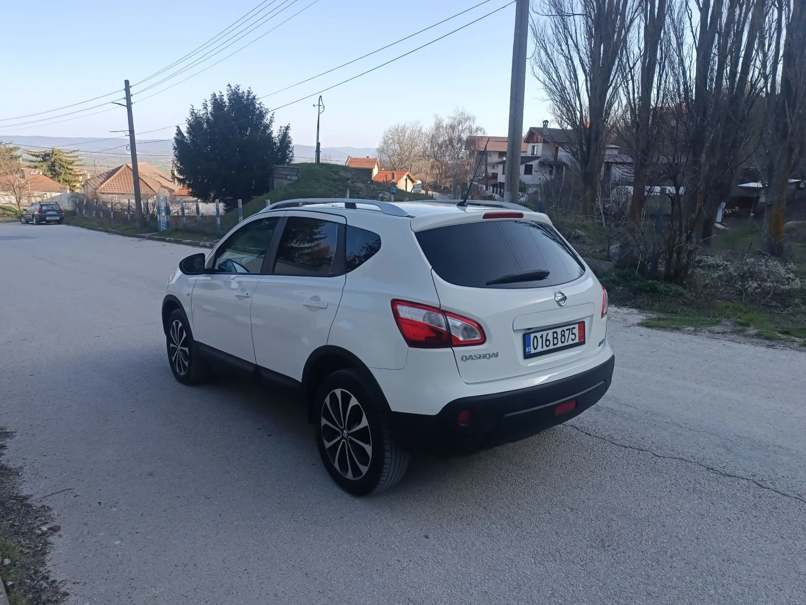 Nissan Qashqai 1.5 Dci Panorama, снимка 4 - Автомобили и джипове - 54026371