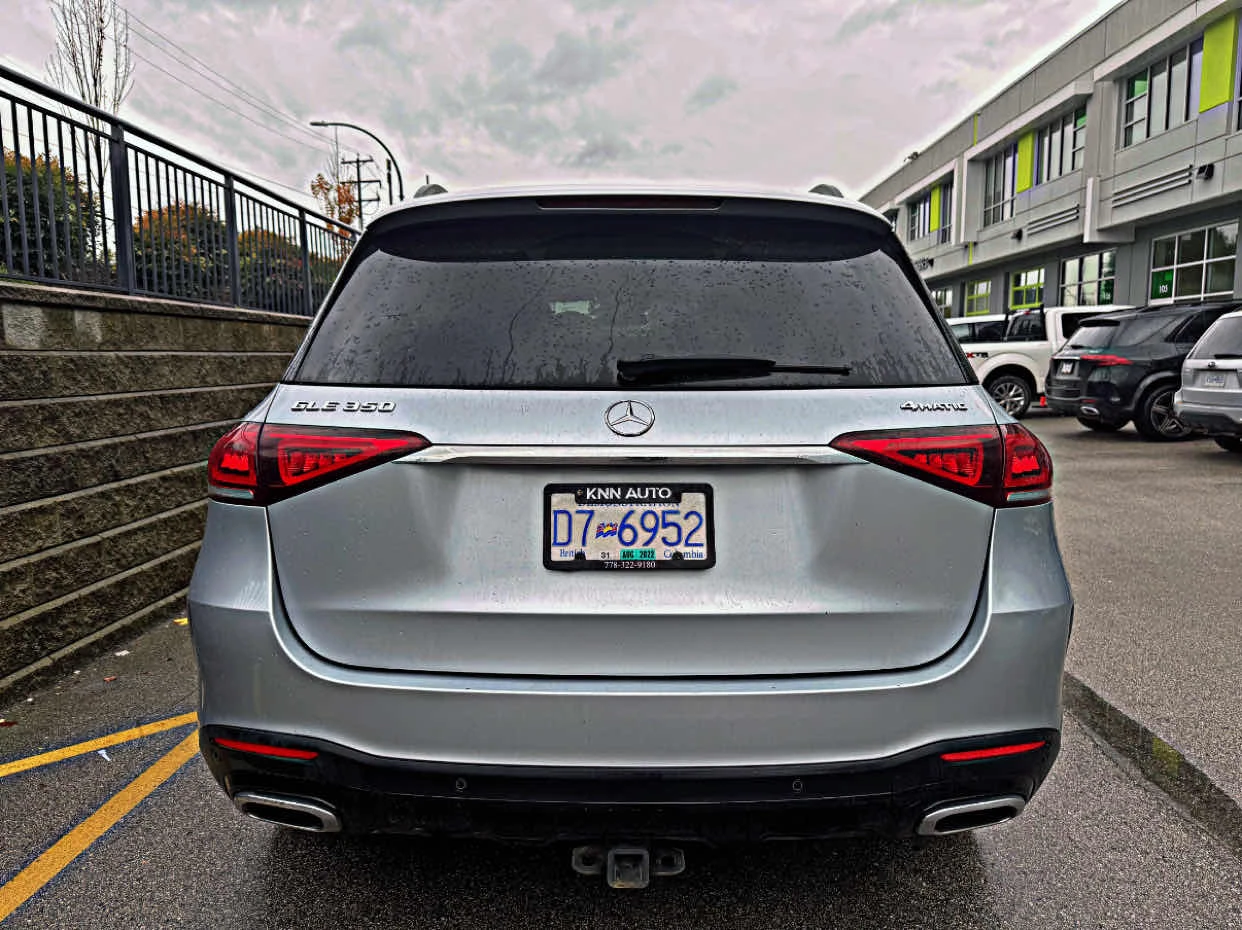 Mercedes-Benz GLE 350 * * CARFAX * * АВТО КРЕДИТ * * , снимка 4 - Автомобили и джипове - 54197657