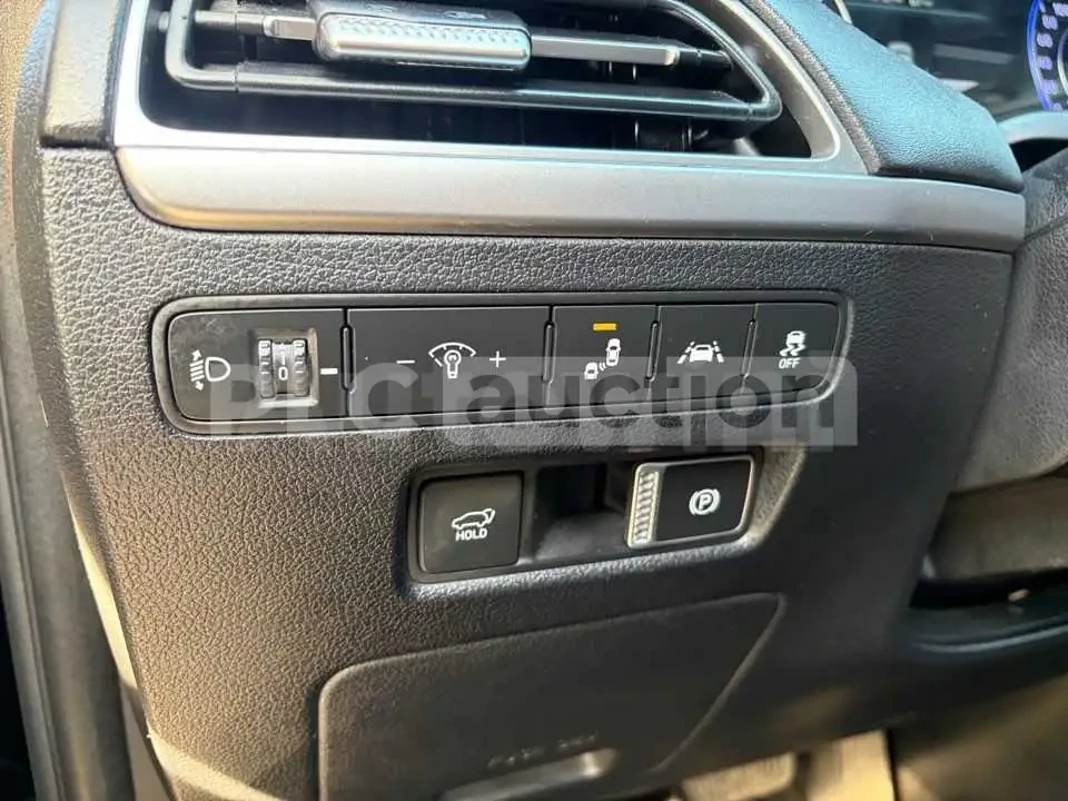 Hyundai Palisade 3.8 AWD| 360КАМЕРА| PANO| ОБДУХ| ВКЛ.ТЕХНОТЕСТ, снимка 7 - Автомобили и джипове - 54619366