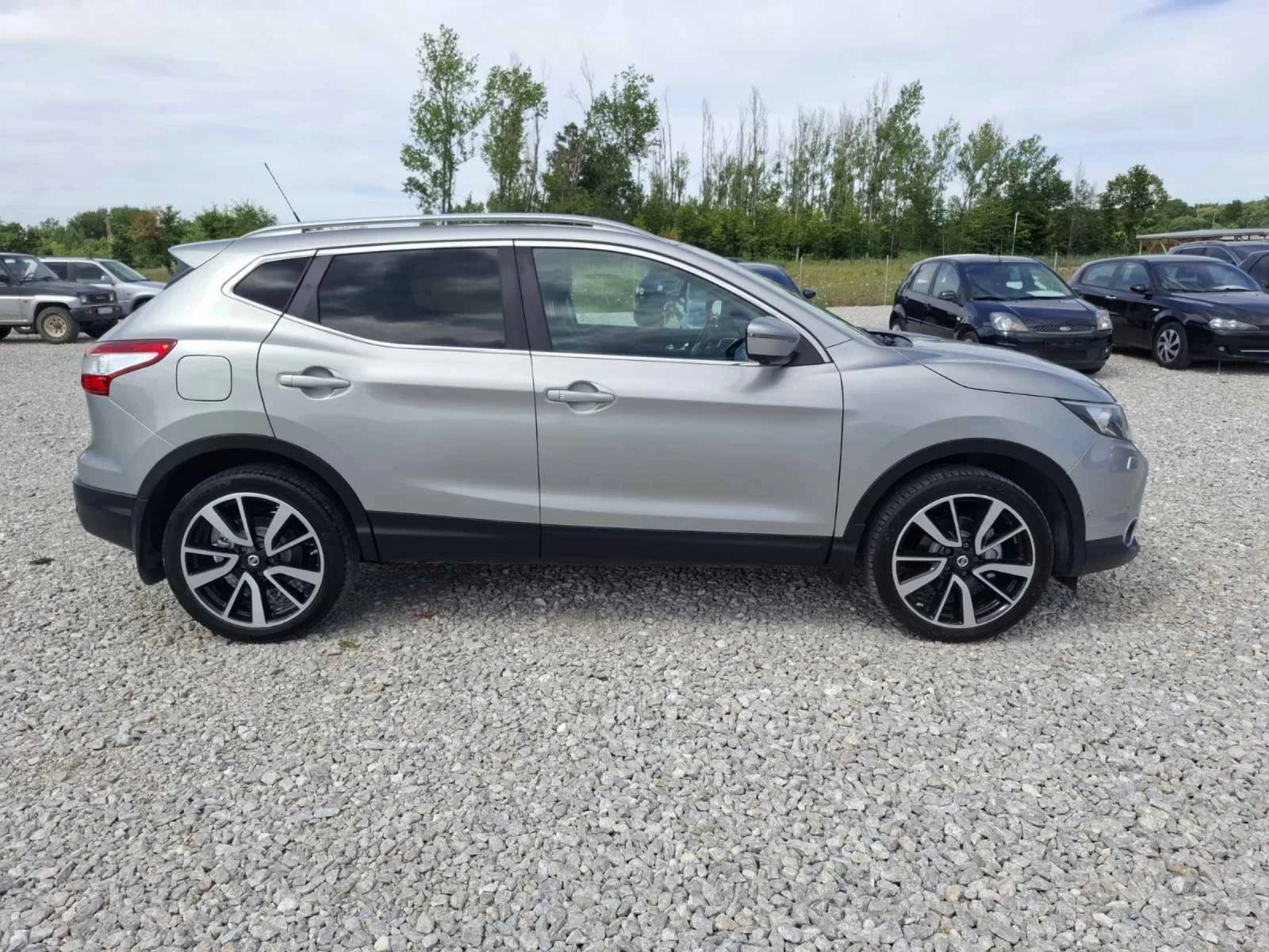 Nissan Qashqai 1.6D KLI AVT NAVI TEKNA 130, снимка 7 - Автомобили и джипове - 55221145