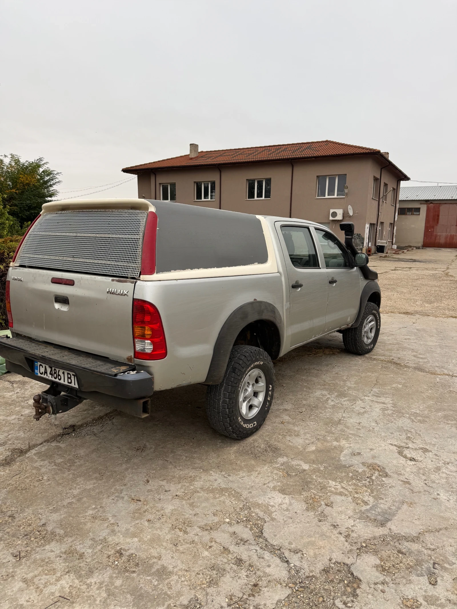 Toyota Hilux, снимка 4 - Автомобили и джипове - 56466039
