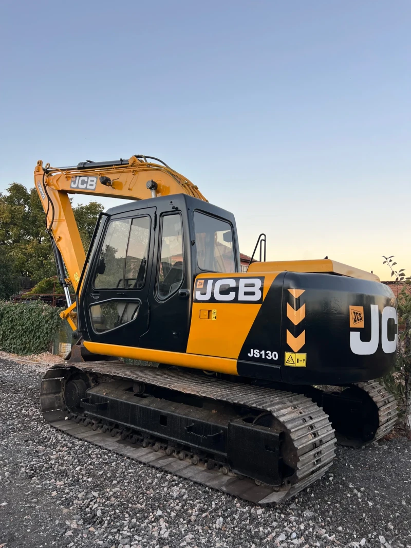 Багер JCB Js130, снимка 1 - Индустриална техника - 47681443