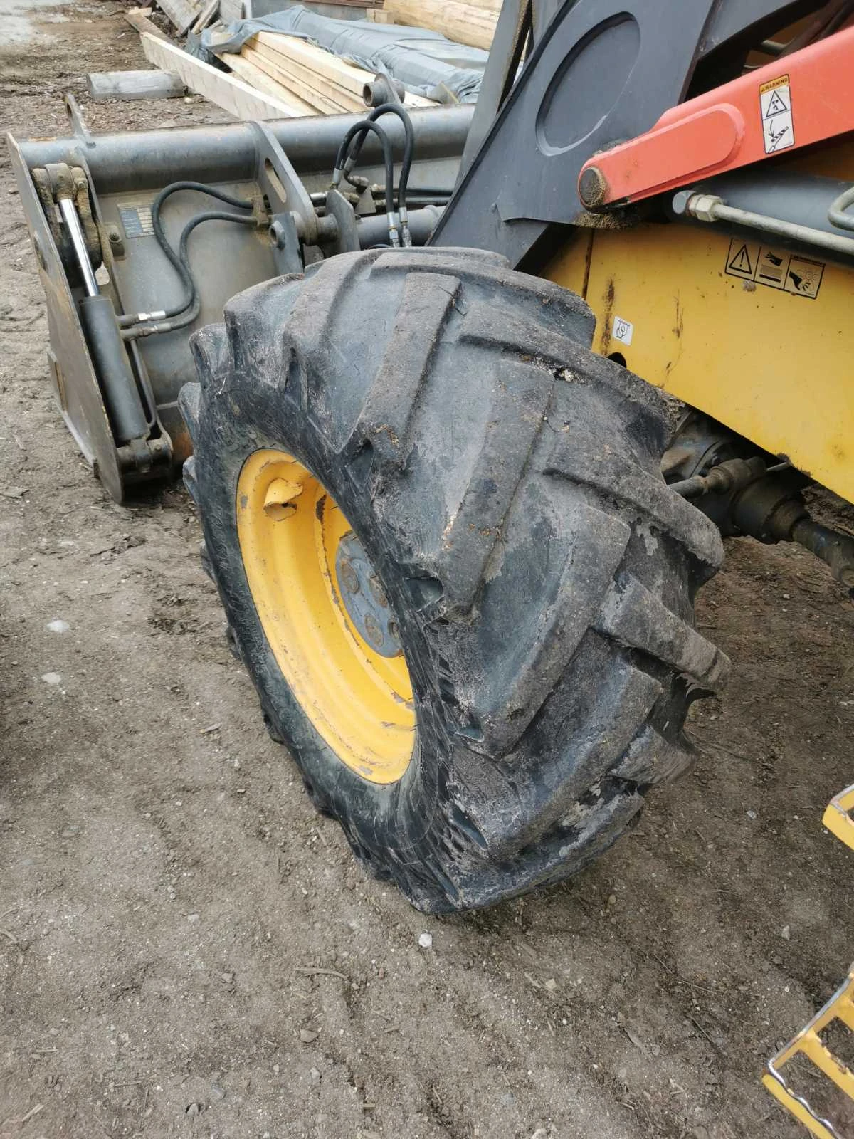 Багер Volvo BL 71, снимка 13 - Индустриална техника - 53718268