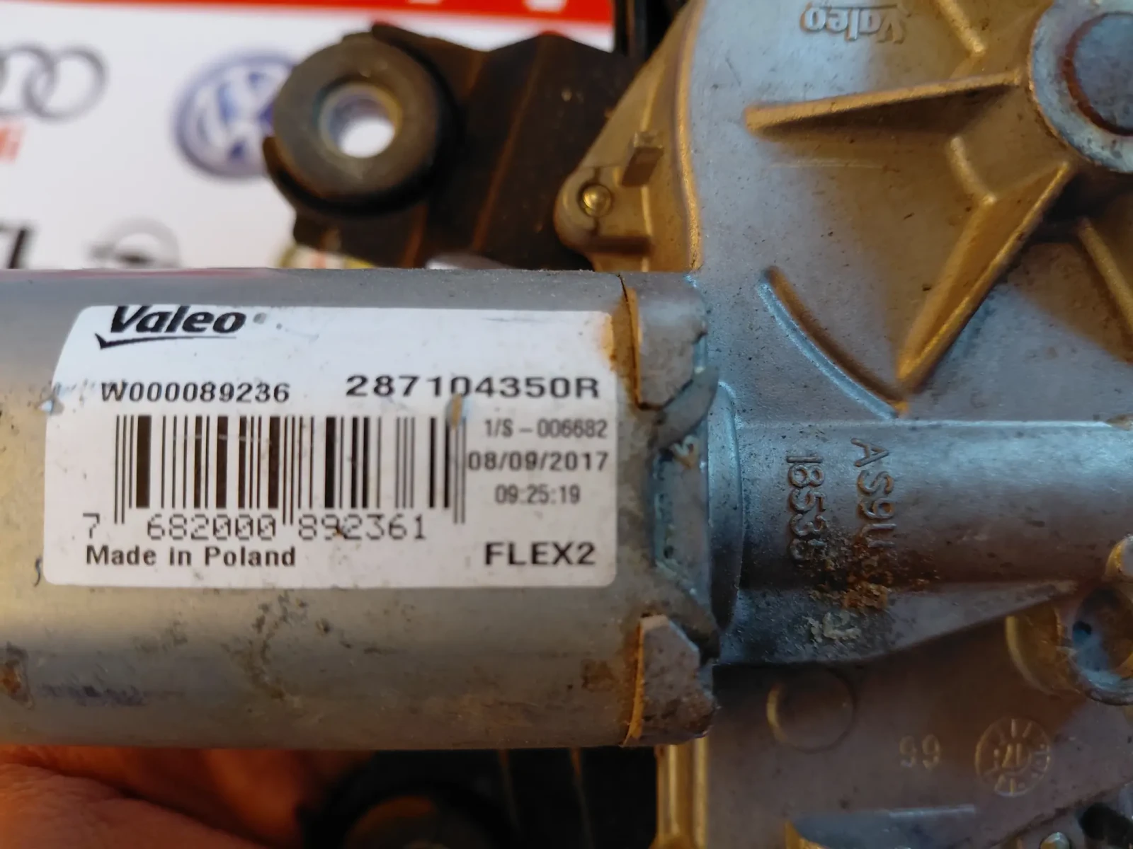 287104350R Моторче задна чистачка Dacia Duster W000089236, снимка 2 - Части - 56259600