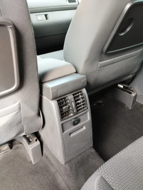 VW Touran 2.0TDI 140кс DSG АВТОМАТ КЛИМАТРОНИК , снимка 14