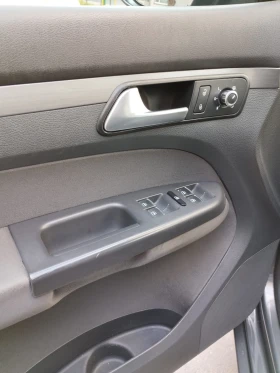 VW Touran 2.0TDI 140кс DSG АВТОМАТ КЛИМАТРОНИК , снимка 11