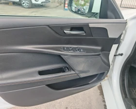 Jaguar XE Xe2.0d, снимка 13