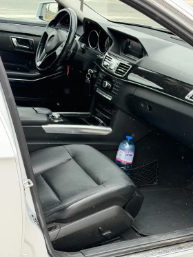 Mercedes-Benz E 220, снимка 8