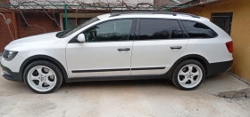 Skoda Superb SCOUT INDIVIDUAL BLACK BADGE, снимка 2