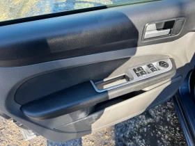 Ford Focus 1600-90 кс  - 2556 € / 4999.10 лв. - 64710923 9