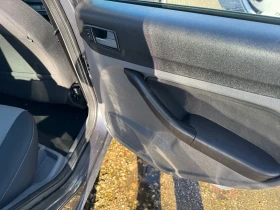 Ford Focus 1600-90 кс  - 2556 € / 4999.10 лв. - 64710923 12