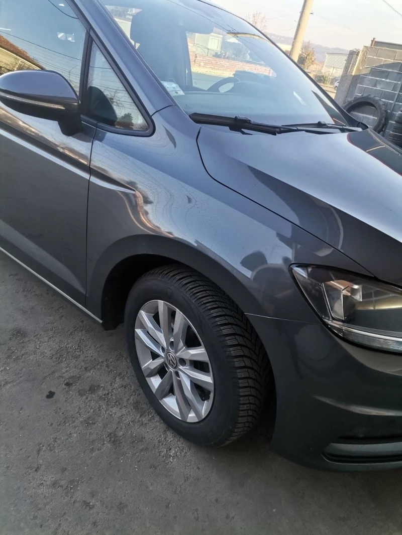 VW Touran 2000 кубика 150 кс, снимка 4 - Автомобили и джипове - 47406175