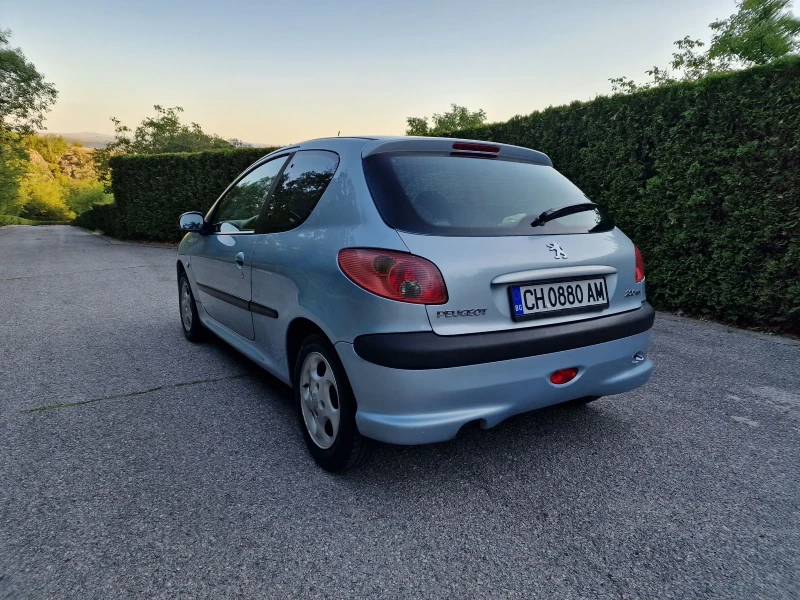 Peugeot 206, снимка 6 - Автомобили и джипове - 47598659