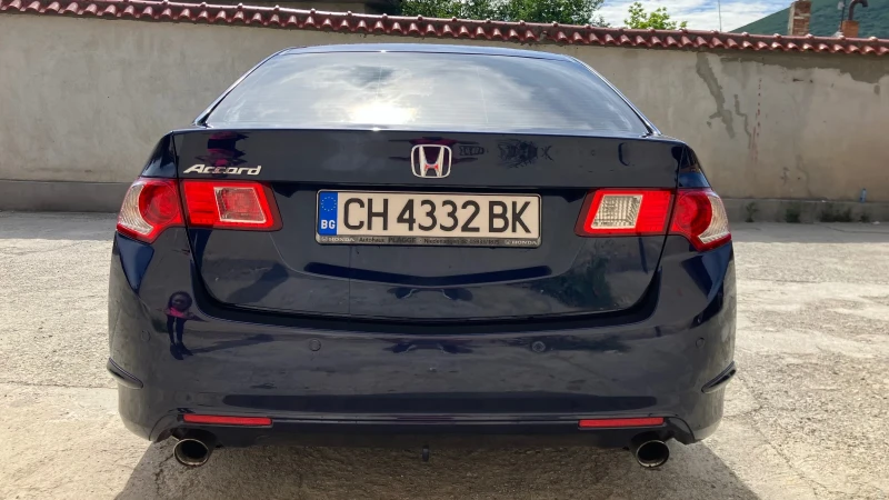 Honda Accord 2.4 i-VTEC, снимка 4 - Автомобили и джипове - 47840769