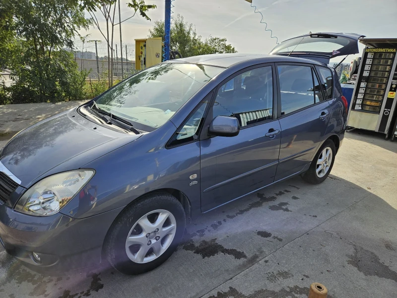 Toyota Corolla verso 2.0 D4D, 90hp, снимка 2 - Автомобили и джипове - 48046956