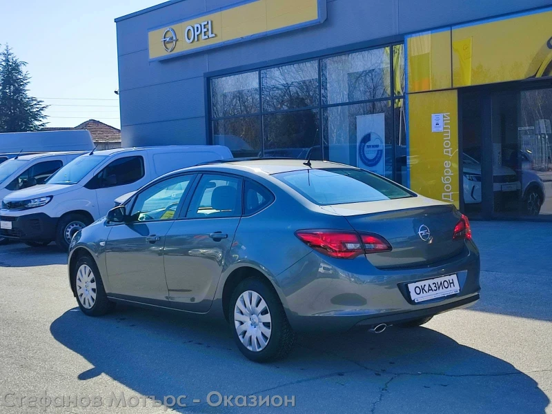 Opel Astra Enjoy 1.4 Turbo (140hp) MT6, снимка 6 - Автомобили и джипове - 49096497