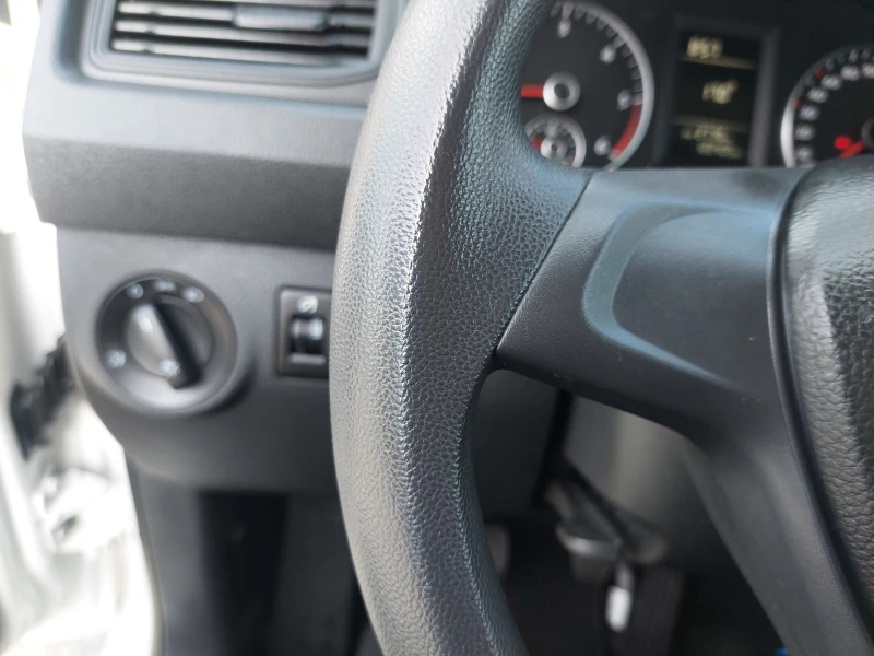 VW Caddy MAXI 2, 0TDI 102ps, снимка 9 - Автомобили и джипове - 49644254