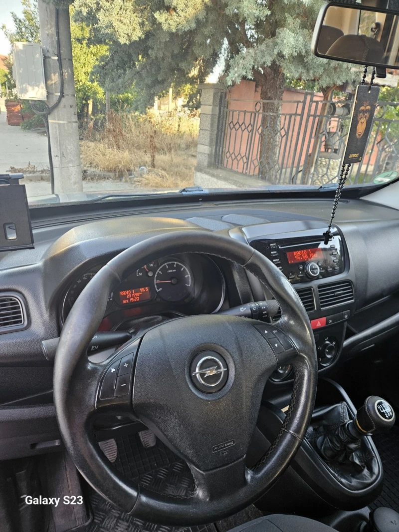 Opel Combo, снимка 8 - Автомобили и джипове - 52324879