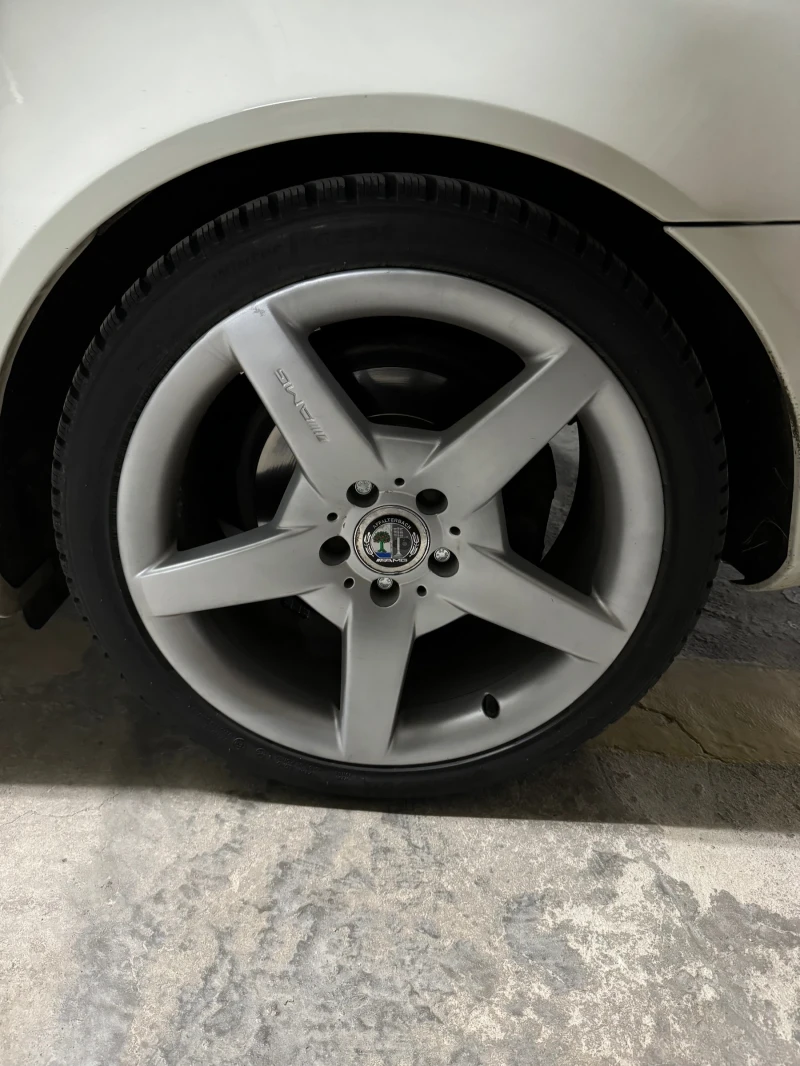 Mercedes-Benz CLK 550 AMG, снимка 14 - Автомобили и джипове - 52220032