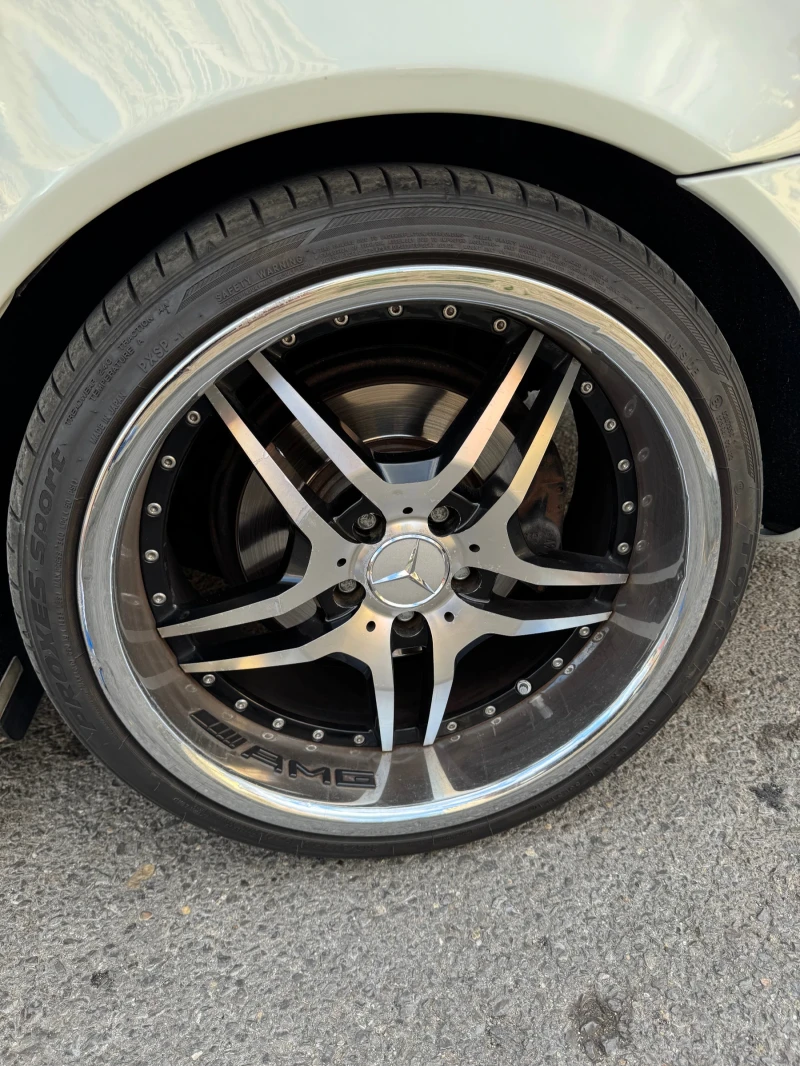 Mercedes-Benz CLK 550 AMG, снимка 13 - Автомобили и джипове - 52220032