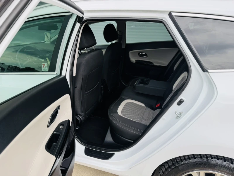 Kia Ceed 1.6i Face Automat, снимка 15 - Автомобили и джипове - 52053473