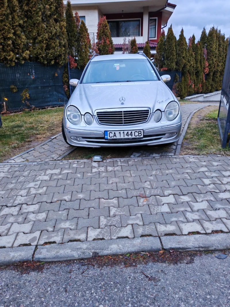 Mercedes-Benz E 280, снимка 4 - Автомобили и джипове - 53296676