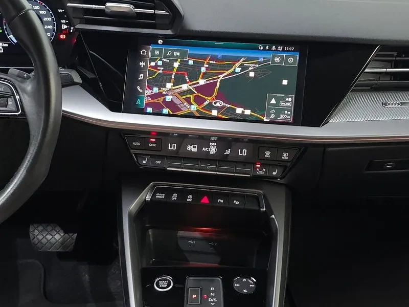 Audi A3 40TFSI PREMIUM, снимка 14 - Автомобили и джипове - 56159704