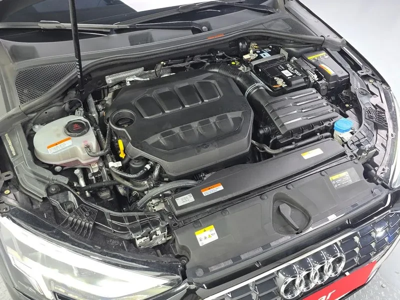 Audi A3 40TFSI PREMIUM, снимка 6 - Автомобили и джипове - 56159704