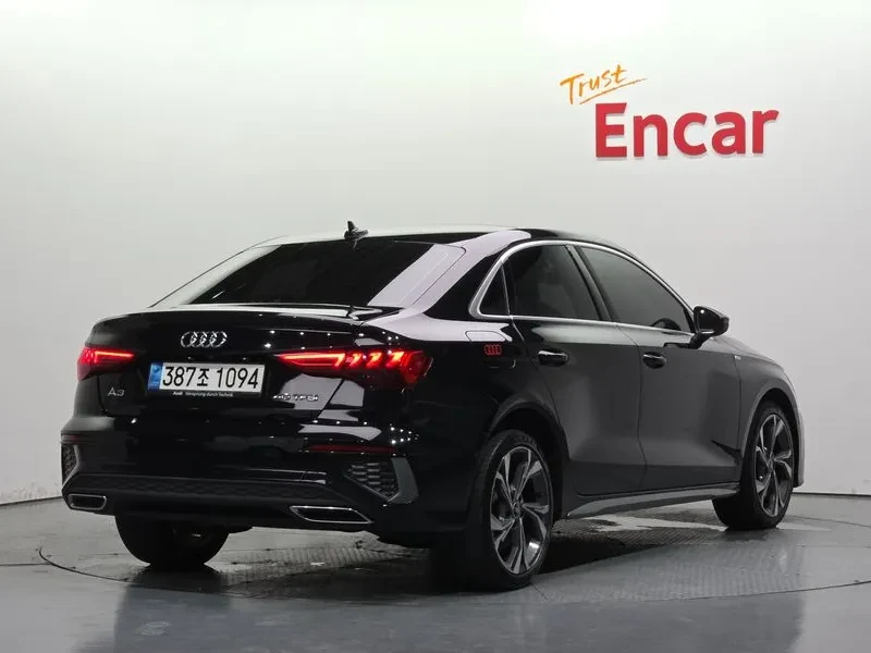 Audi A3 40TFSI PREMIUM, снимка 2 - Автомобили и джипове - 56159704