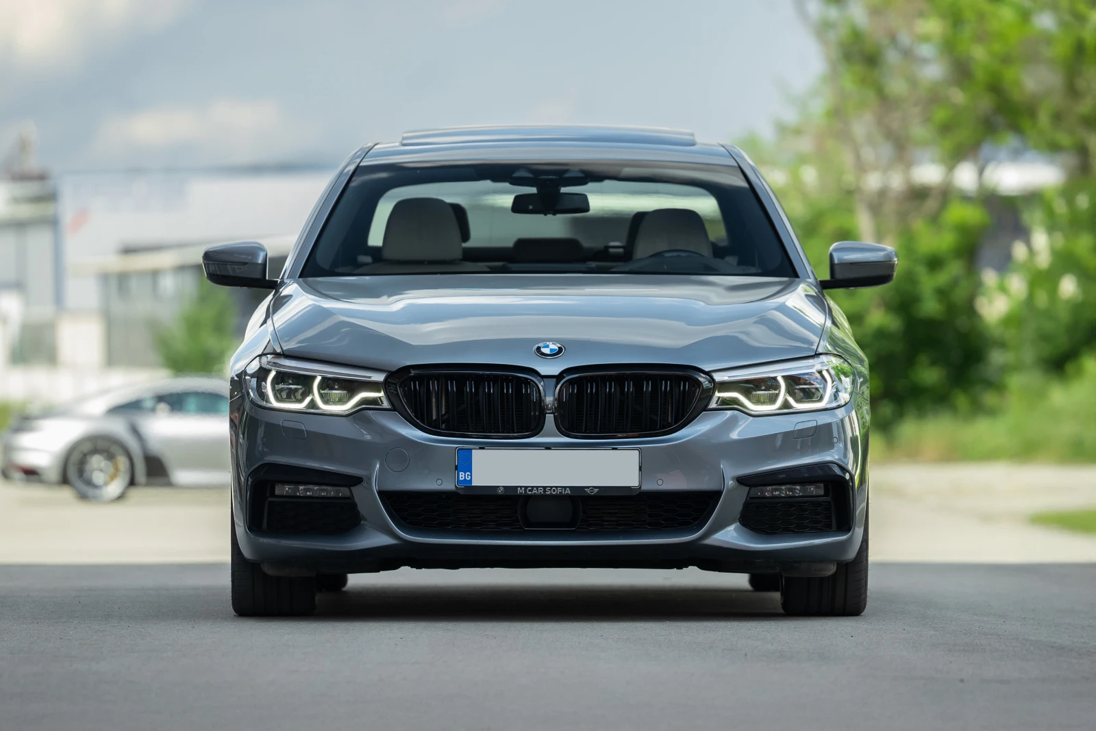 BMW 530 530d X-Drive M Sport, снимка 1