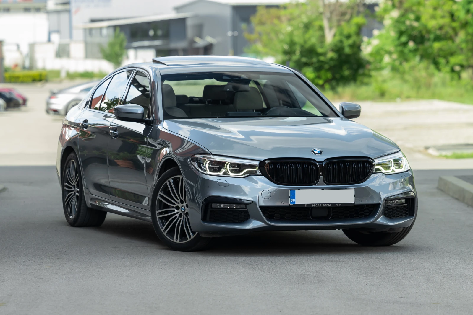 BMW 530 530d X-Drive M Sport, снимка 1