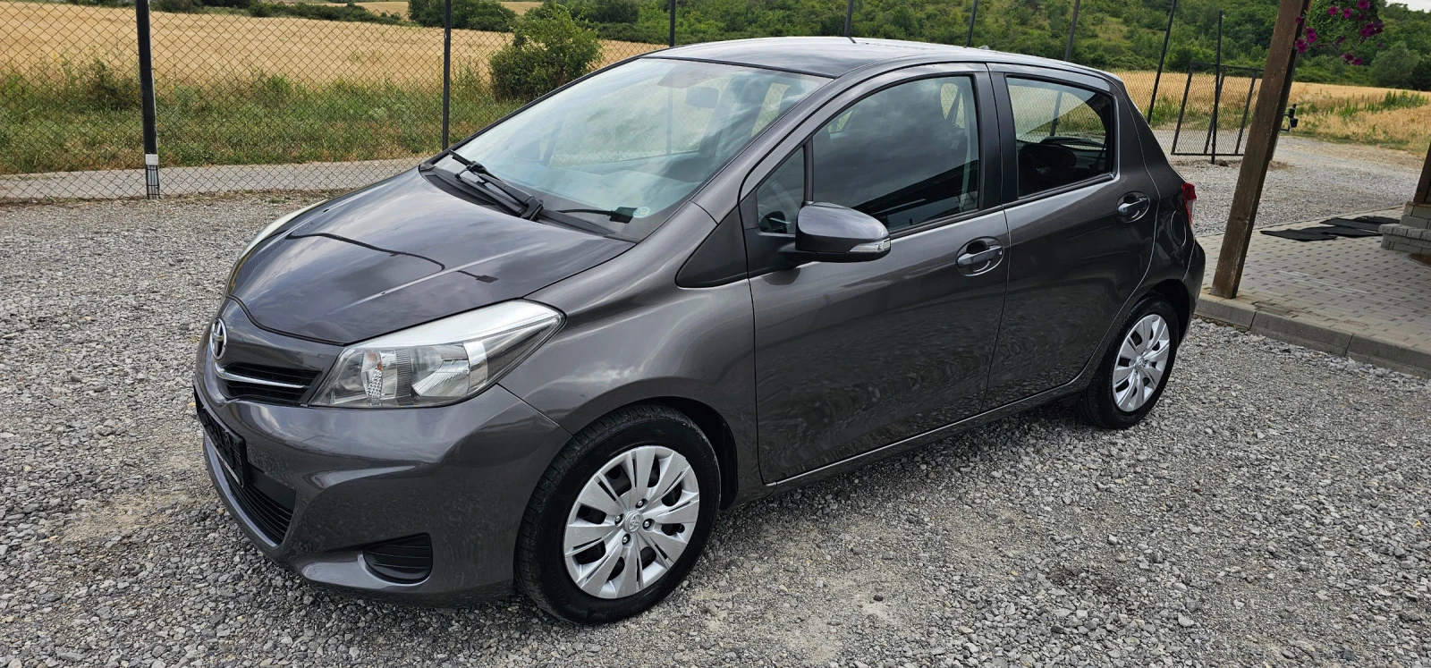 Toyota Yaris 1.4 D-4D Active-90hp - изображение 2